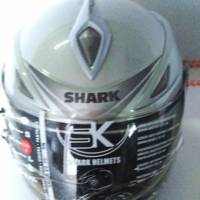 CASCO SHARK MISURA L